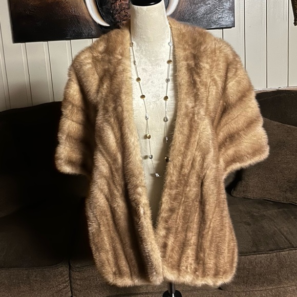 Bifano’s Dallas~Vintage (1960’s) Light Brown Stole Cap W/ Mink Fur Shawl - Picture 1 of 12